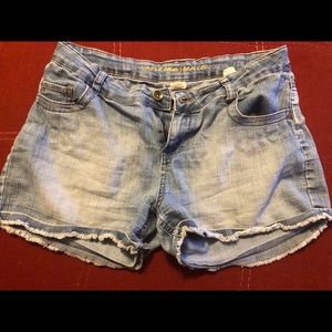 Arizona Jean Shorts